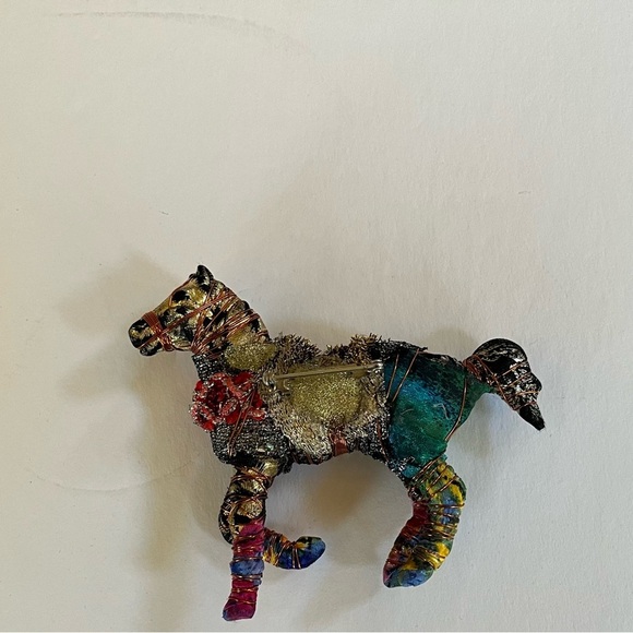 VTG Wire Wrapped Mixed Media Running Horse Colorful Brooch - Picture 6 of 12